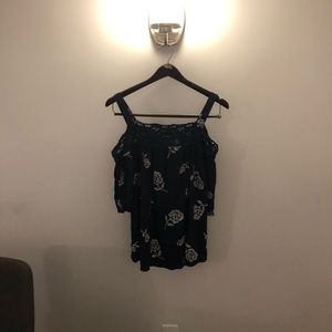 Daniel rainn maternity cold shoulder top